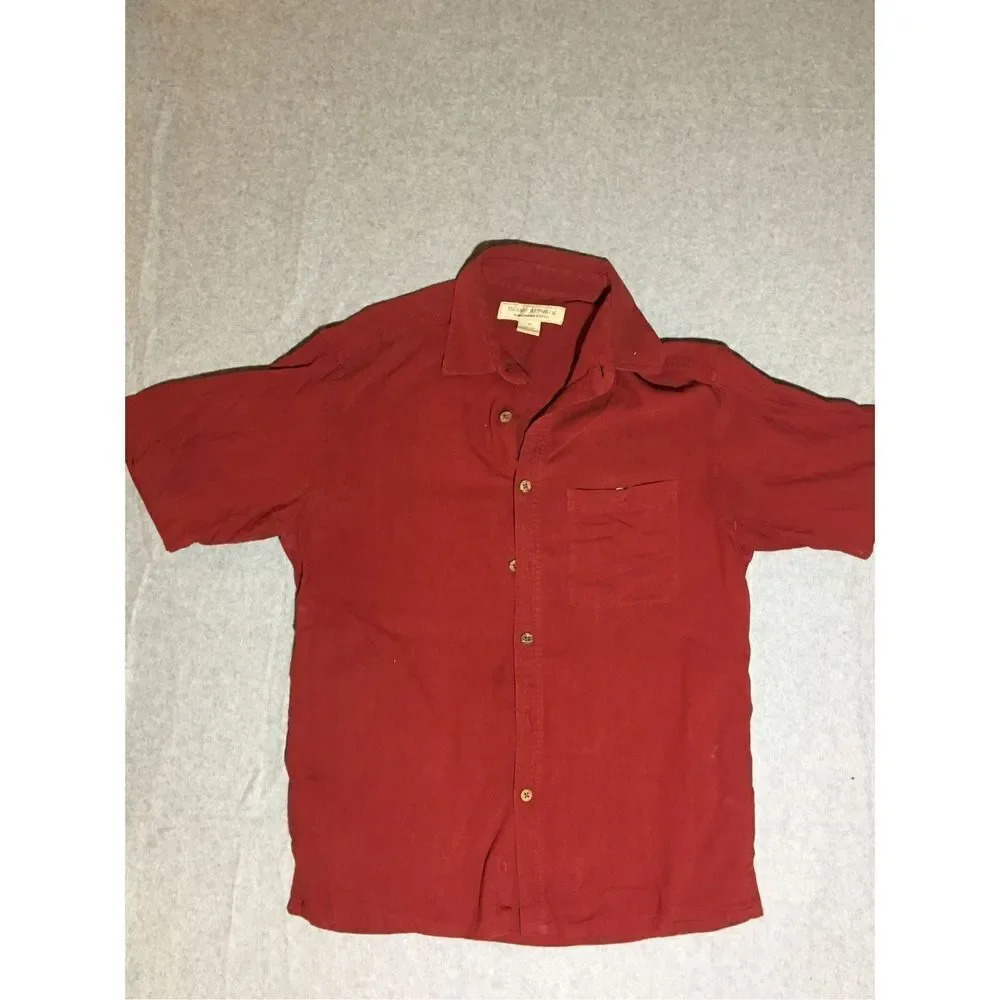 Mens Island Republic Button Up Size Medium Silk Red Dark Casual Basic Classic